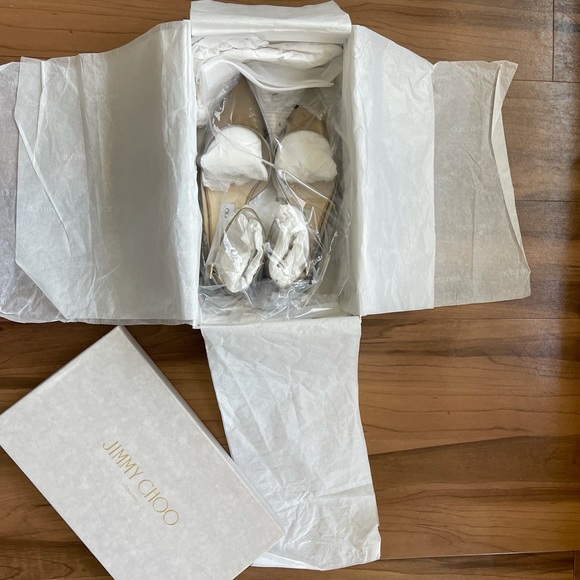 NIB Jimmy Choo Lucy Flat in Mirror Leather